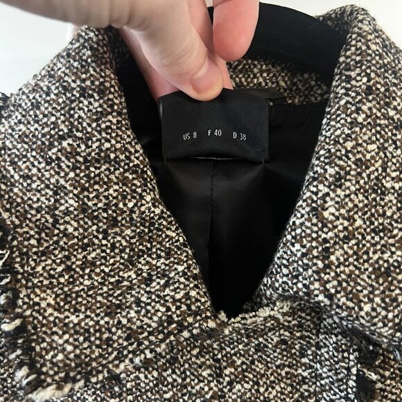 Akris Wool Blend Tweed Jacket
Size: US 8 (F 40, D 38) - Picture 4 of 7